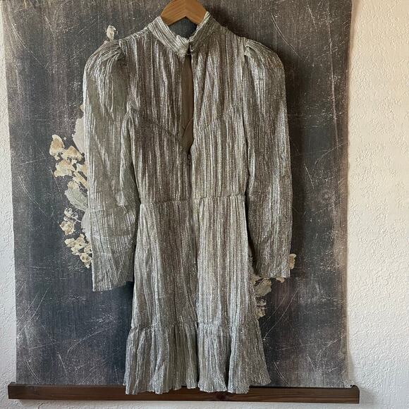 Saylor Saydee Silver Metallic Plisse Jacquard Mock Neck Party Mini Dress Size XS - Picture 5 of 9